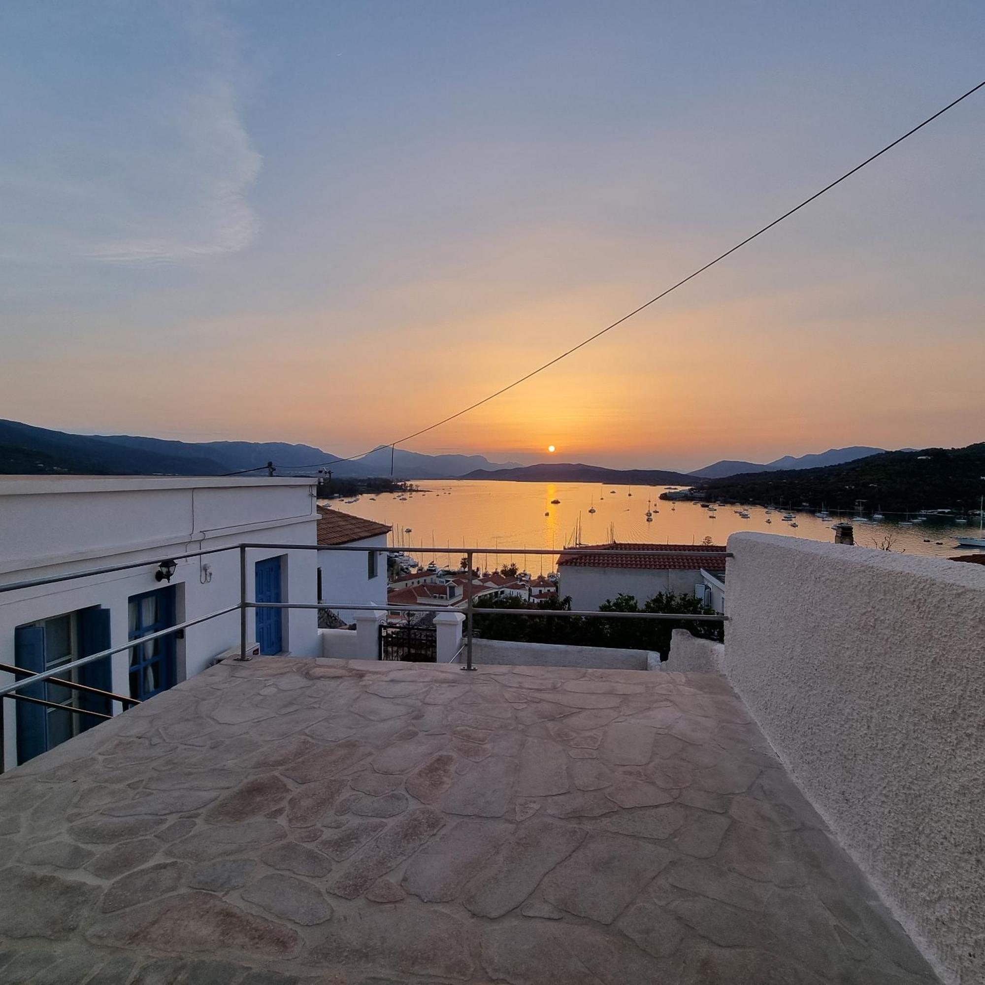 Panoramic View Apartment Poros Town Exterior photo
